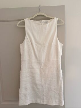 Aritzia Bond Linen Dress